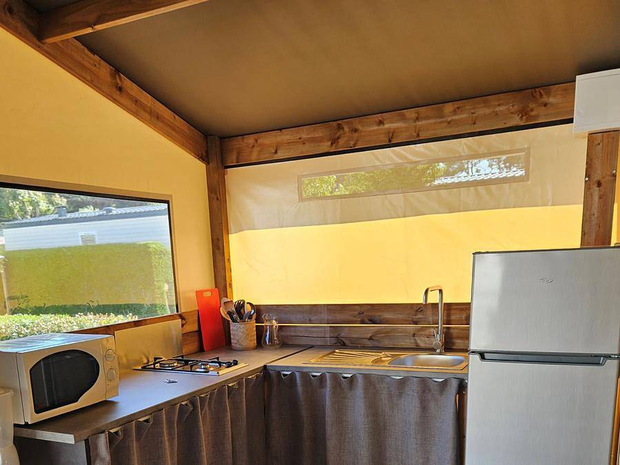 Camping Le Pont D'yeu - Bungalow 5 personen - Bungalow Leinwand und Holz in Notre-Dame-de-Monts, Vendée