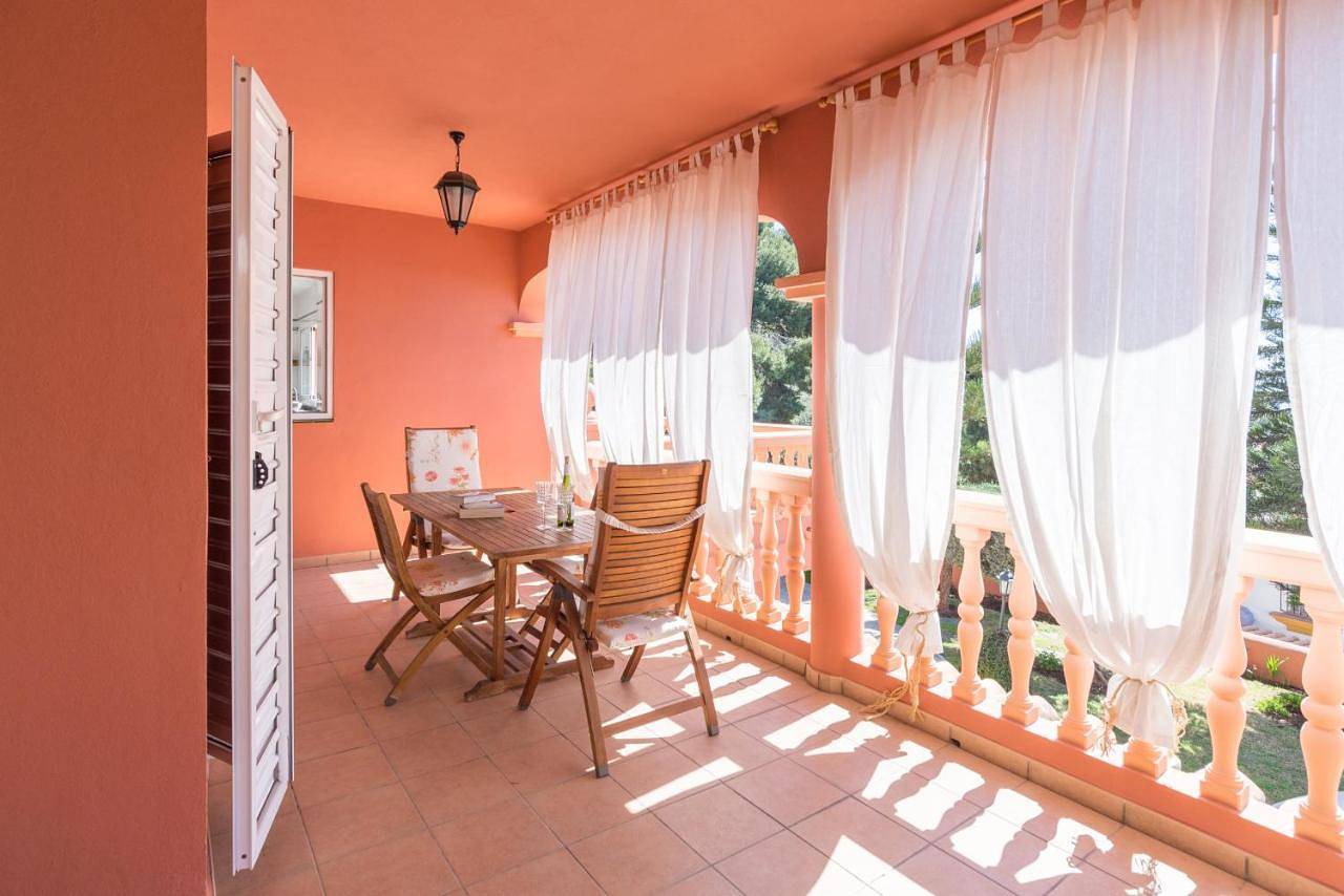 Test Anne Luxcia Villa Candado in Málaga (Este), Malaga