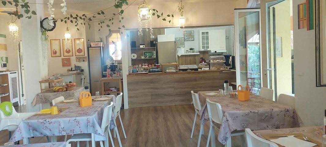 Chambre d’hôte pour 3 personnes, avec jardin ainsi que jacuzzi et piscine à Desenzano del Garda - 4