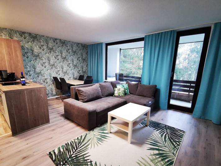 Ferienwohnung für 4 Personen, mit Pool und Sauna sowie Balkon im Sauerland - 2