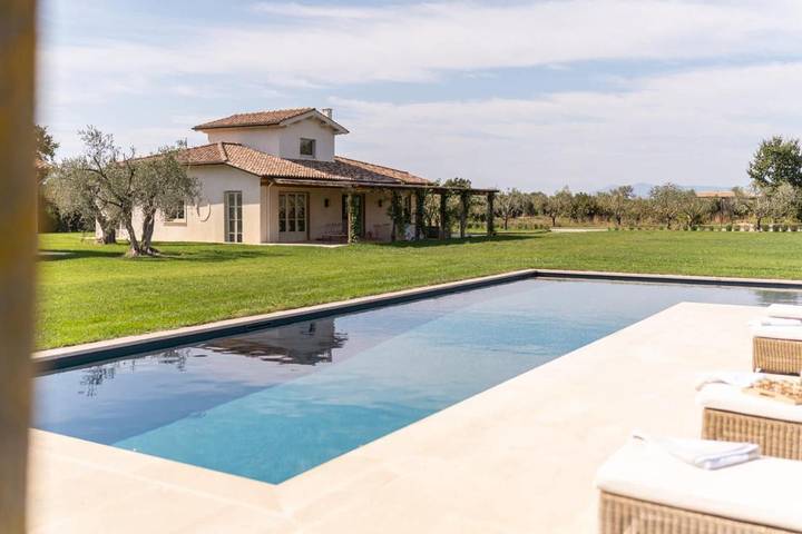 Villa per 14 persone, con Terrazza e Giardino nonché Piscina a Capalbio
