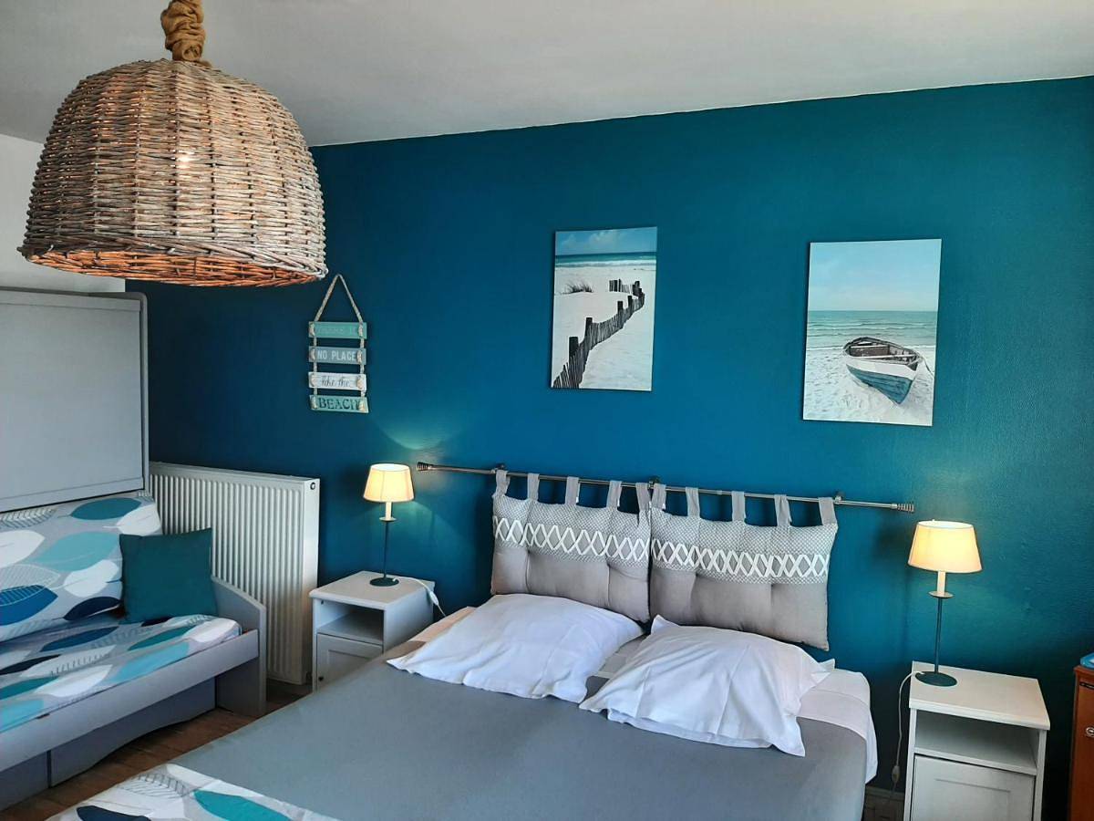 Double Room with Garden View in Saint-Palais-sur-Mer, Côte de Beauté