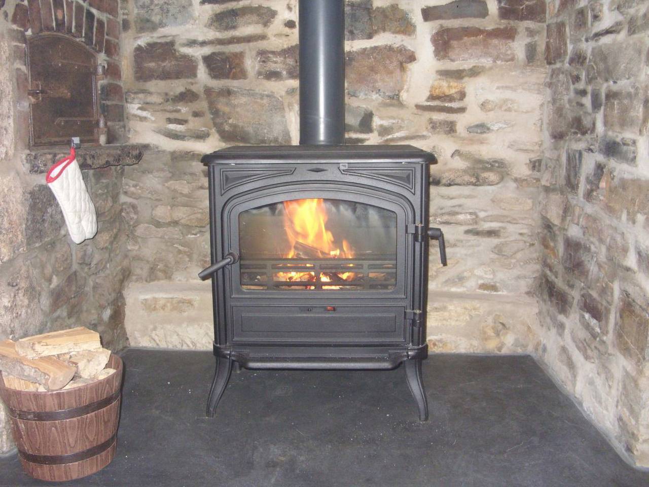 East Hook Holiday Cottages - Daisy Cottage in Devon