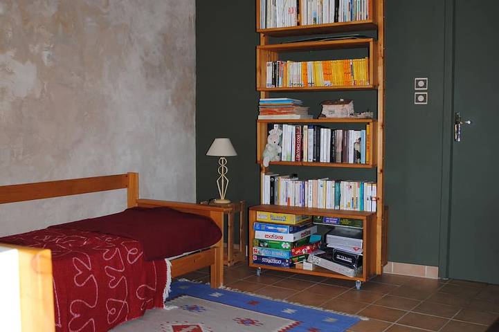 Location de vacances pour 2 personnes, avec piscine ainsi que terrasse et jardin, animaux acceptés à Monieux - 2