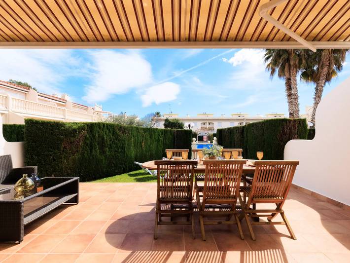 Casa rural para 8 personas, con piscina y jardín en Montroig - 4