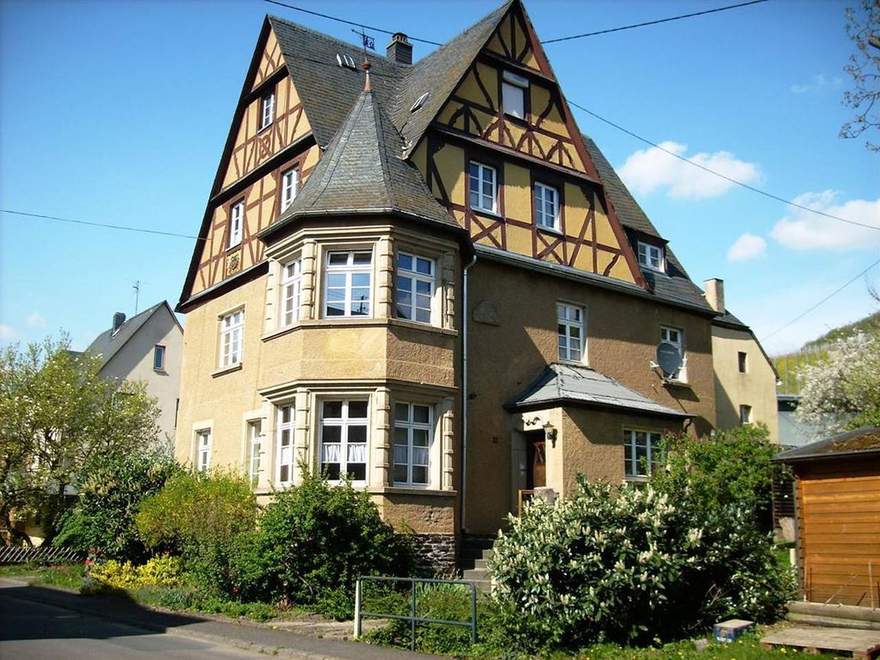 Moselvilla in Enkirch, Bernkastel-Kues & Umgebung