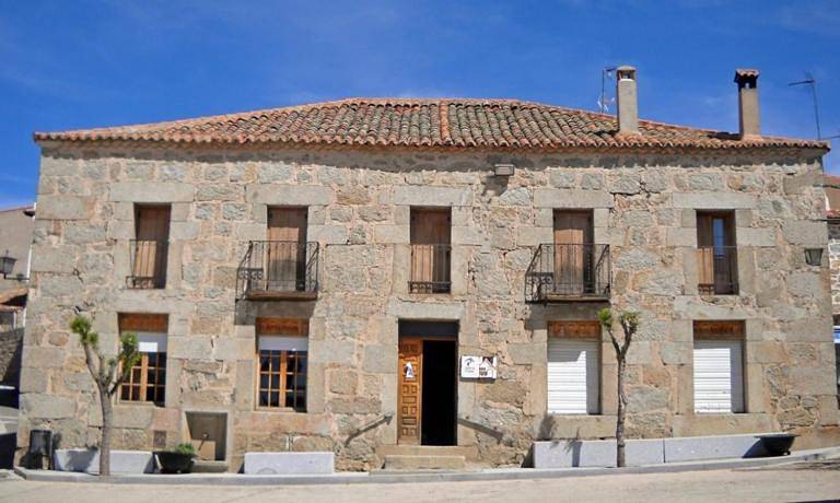 Casa rural para 5 personas, con jardín en Valle del Alberche