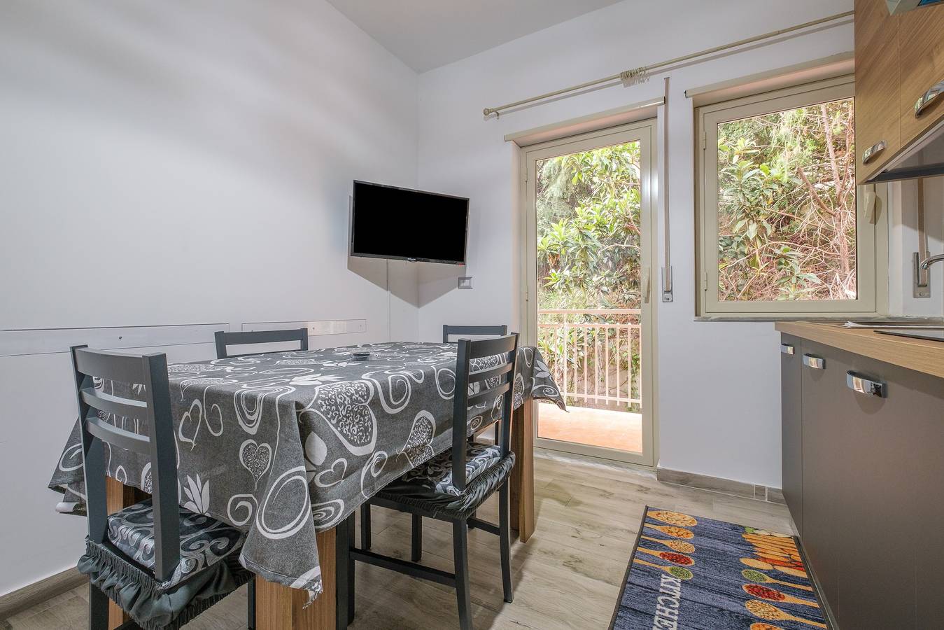 Ganze Wohnung, Ferienwohnung "Damilhouse 2" mit Balkon und Wlan in Messina, Messina Provinz