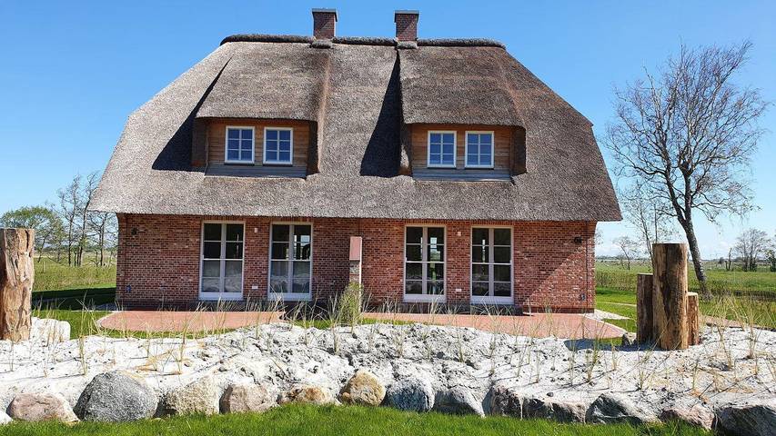 Ferienhaus für 4 Personen, mit Sauna und Garten sowie Ausblick und Terrasse, kinderfreundlich in St. Peter-Ording