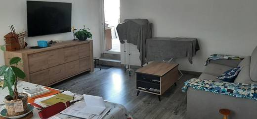 Gîte pour 6 personnes, avec terrasse à Vion