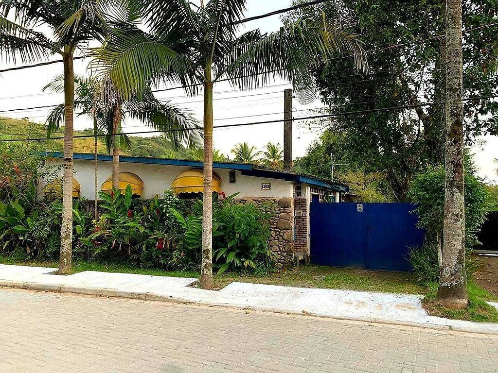 Paradisiac House in Barra do Una, in front of the beach, with access to boats. in São Sebastião, Região Metropolitana do Vale do Paraíba e Litoral Norte