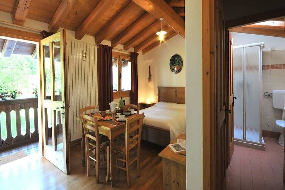 Appartamento intero, Casa di Alice tra le colline patrimonio dell'Unesco vicina ai laghi di Revine in Tarzo, Prealpi Carniche