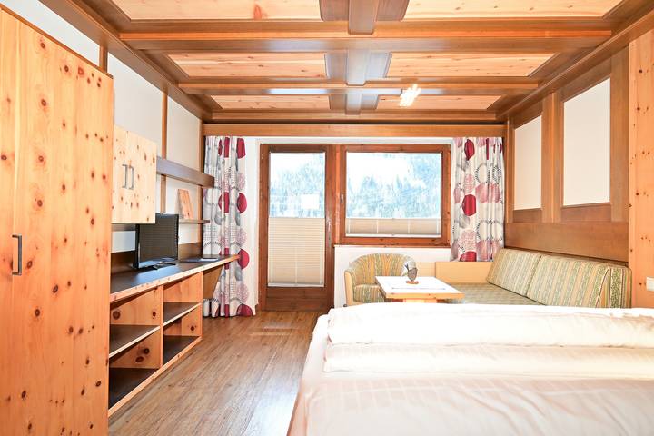 Ferienwohnung für 4 Personen, mit Balkon und Terrasse sowie Garten und Sauna in Biberwier - 2