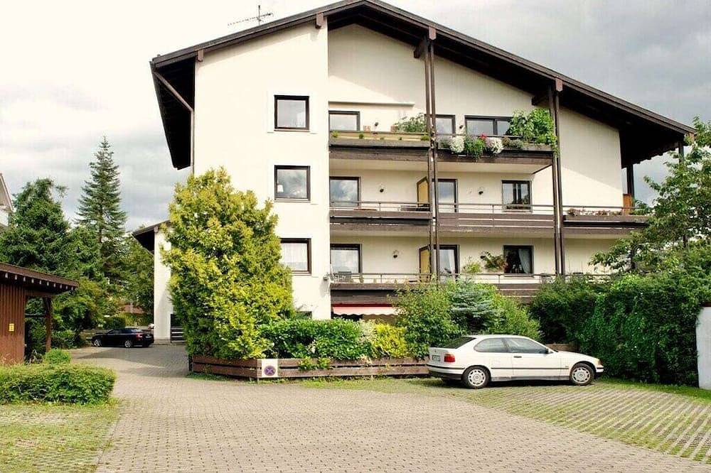 Ferienwohnung mit 1 Schlafzimmer in Murnau am Staffelsee, Das Blaue Land