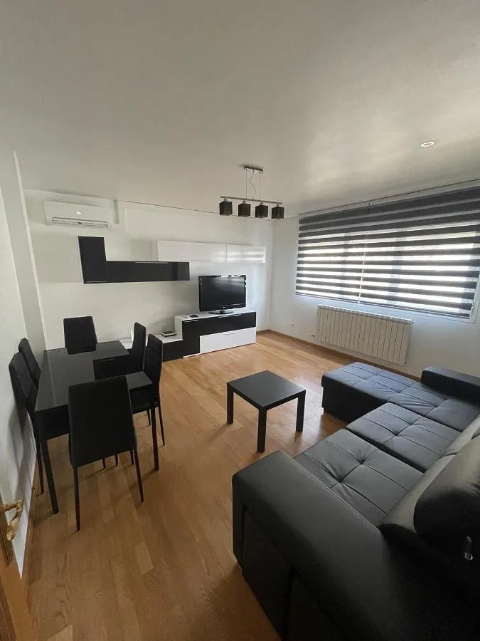 Apartamento de vacaciones para 6 personas, con balcón y vistas - 1