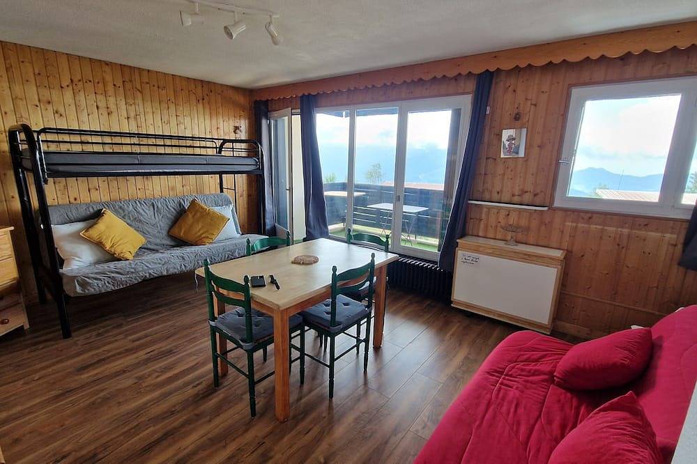 Entire apartment, Location au Collet D'allevard Station ski in Le Collet d'Allevard, Allevard