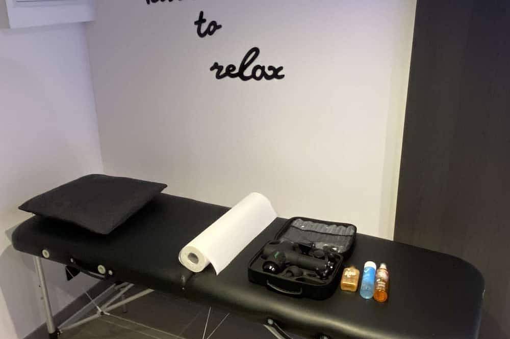 Ganze Wohnung, Cocooning Time: Jacuzzi and Sauna in Épinay-sur-Seine, Seine-Saint-Denis