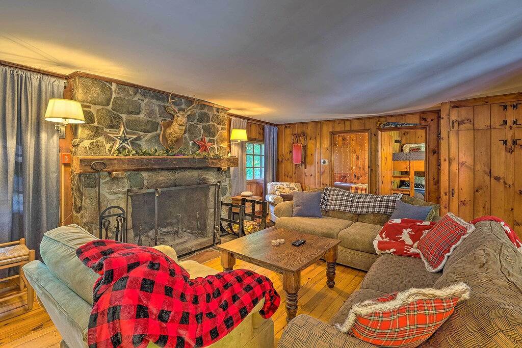 Neu! Charming Wilmington Cabin, 8 Mi. zum Mt Schnee! in Wilmington (VT), Mount Snow