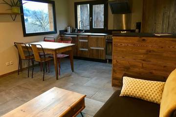 Maison de campagne pour 4 personnes, avec terrasse à Les Villards-sur-Thônes