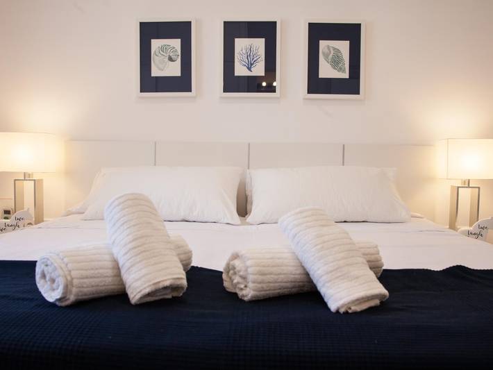 Location de vacances pour 10 personnes, avec balcon ainsi que jardin et piscine à Sitges - 4