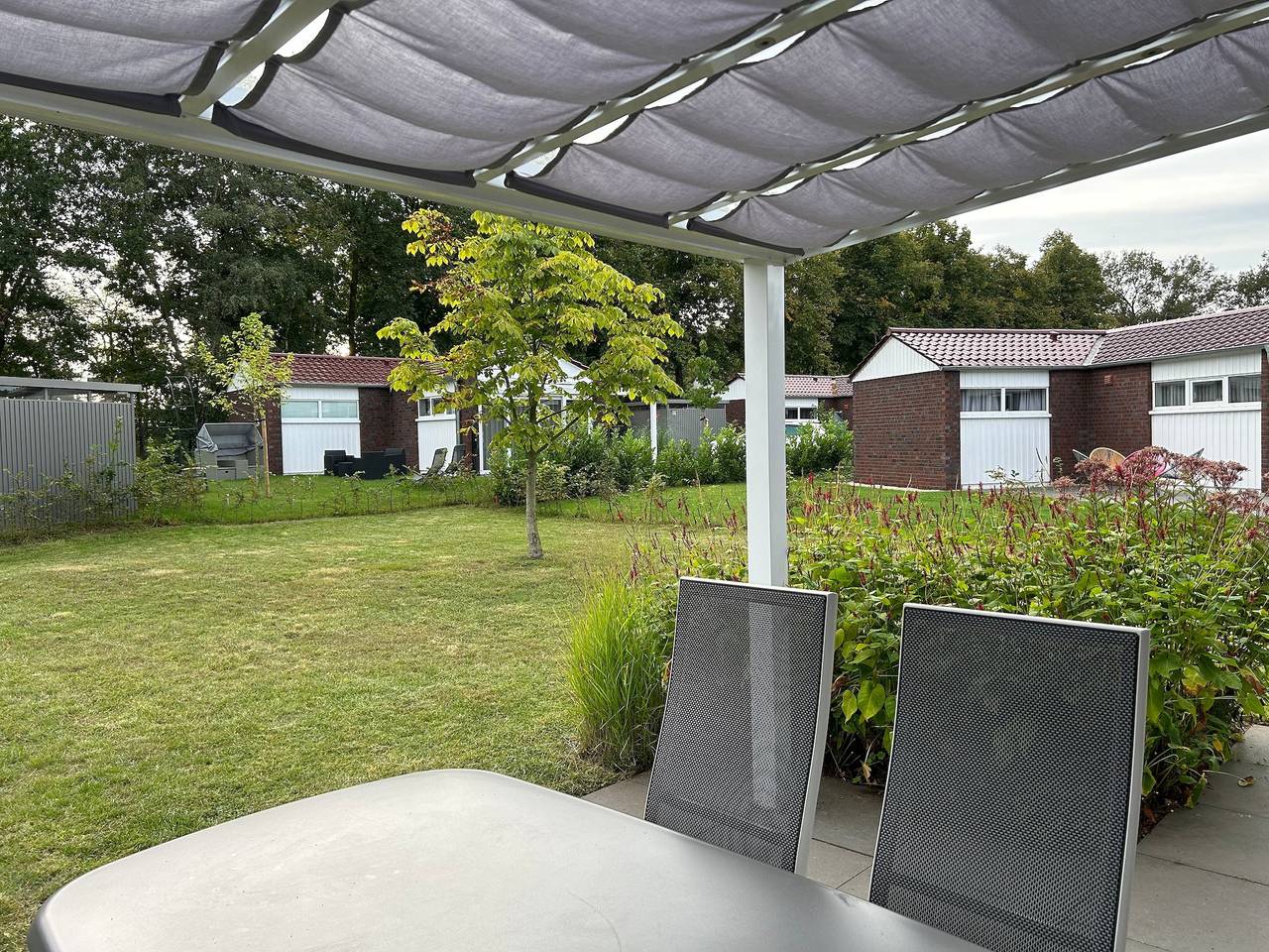 Ferienhaus 'Haus 21 am See' mit großem Grundstück, privater Terrasse, Garten und Wlan in Schüttorf, Landkreis Grafschaft Bentheim