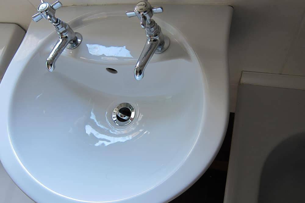 Beechcroft Cottage Reeth, Satz in zwei Morgen Garten, Fluss, Teiche, herrliche Aussicht in Reeth, Yorkshire Dales National Park