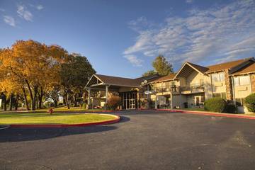 Hotel for 4 Guests in Ozark Mountains, Monkey Island, Picture 1