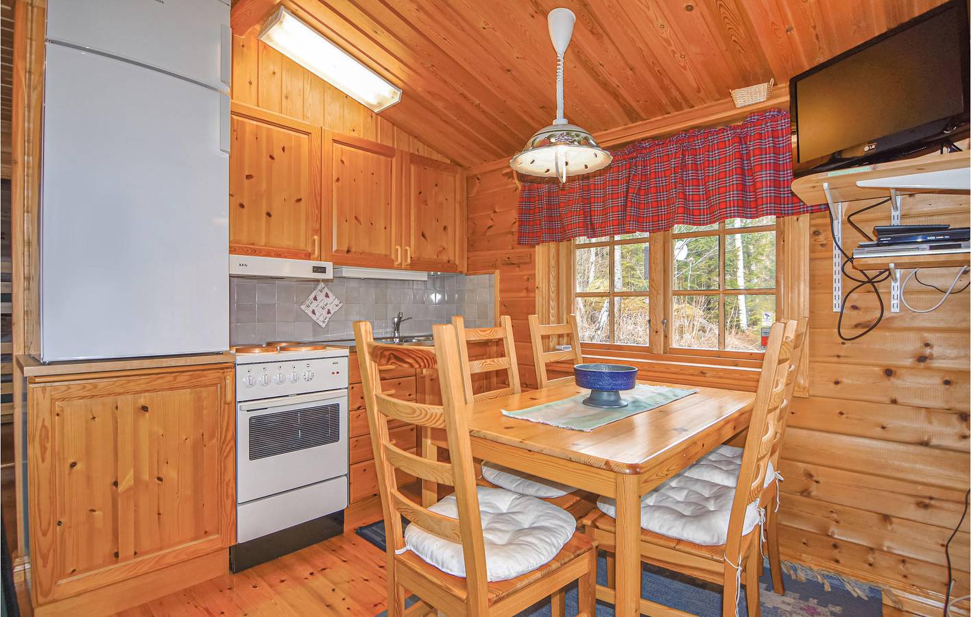 Ferienhaus für 6 Personen mit Terrasse in Storfors, Värmland