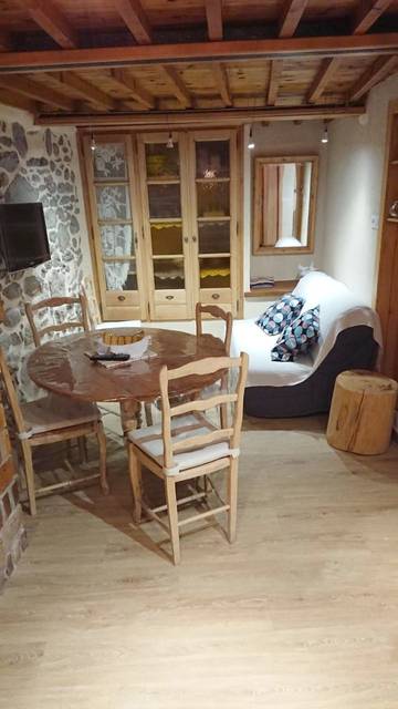 Gîte pour 5 personnes, avec balcon et jardin, animaux acceptés à Mosset