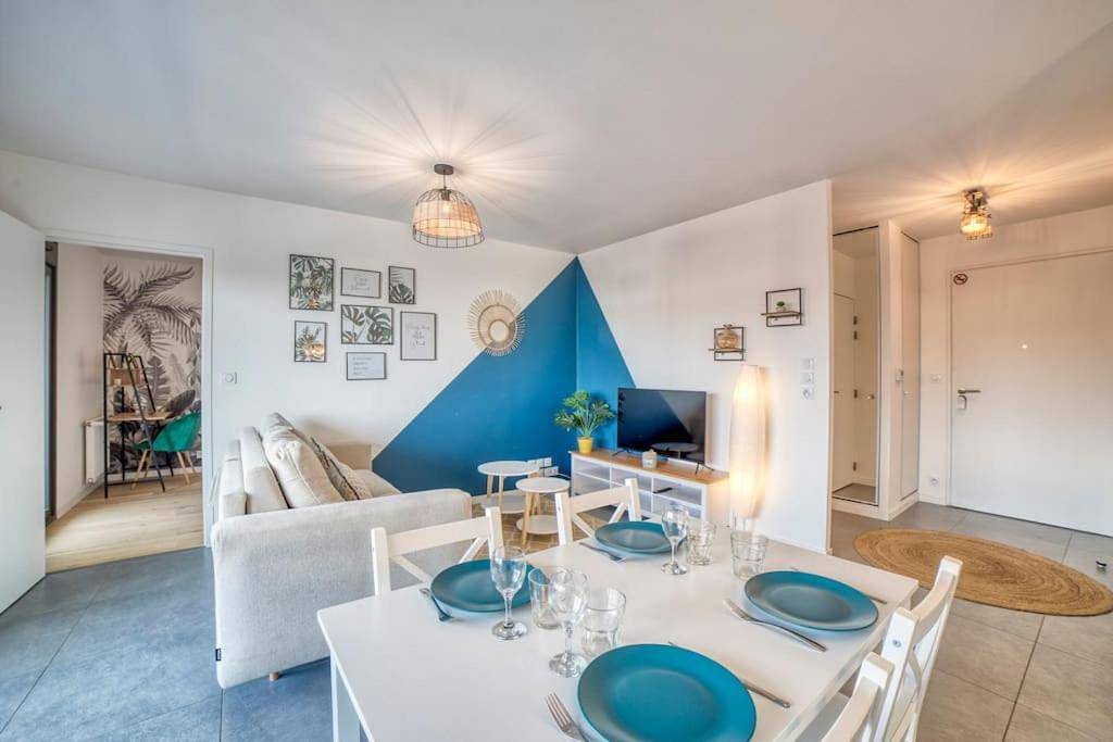 Appartement entier, One-Bedroom Apartment in Annemasse, Région de Saint-Julien-en-Genevois