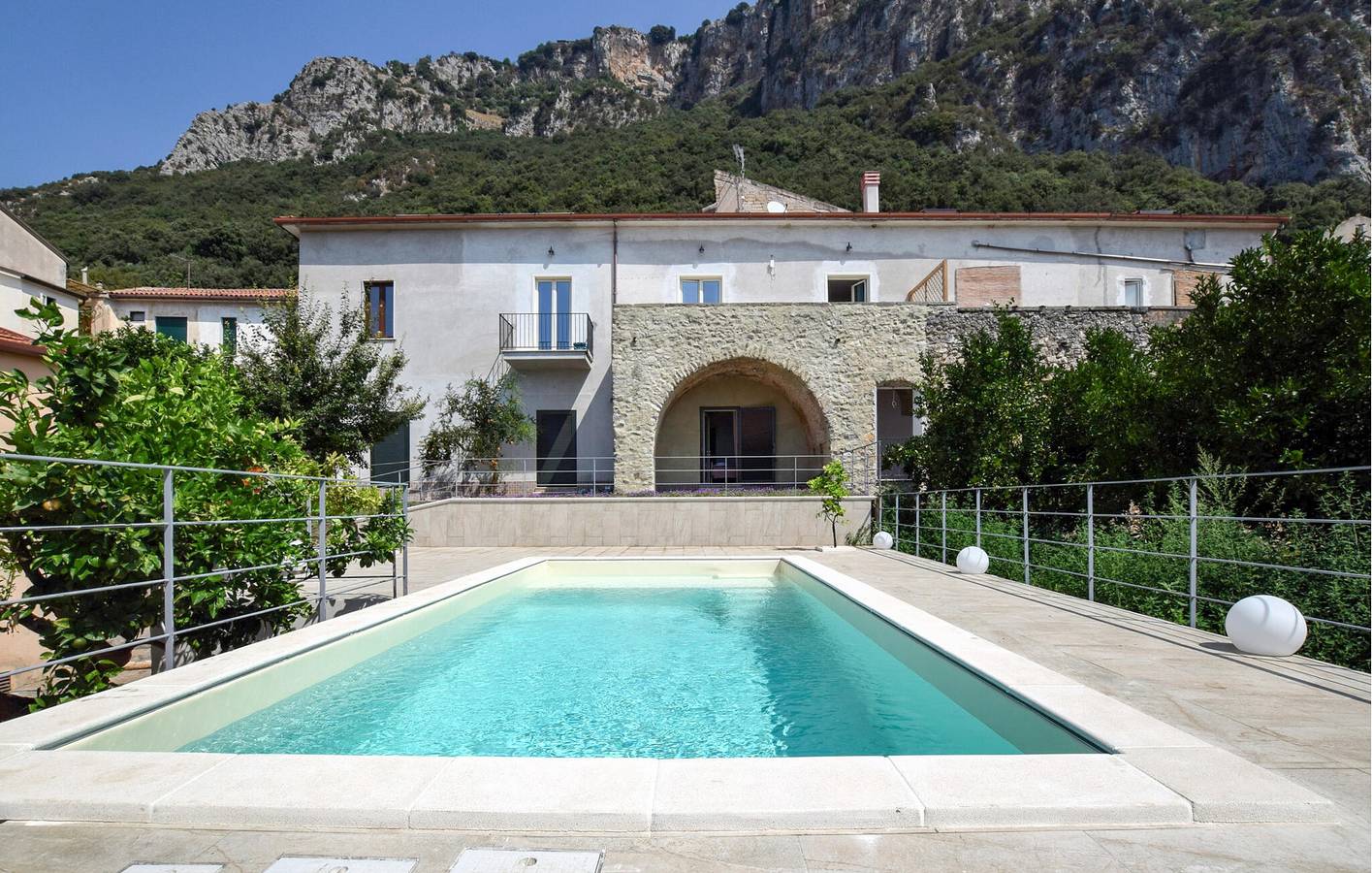 Gemütliche 184qm Wohnung | A/C, Pool, Küche | 1km nach Trentinara in Giungano, Cilento