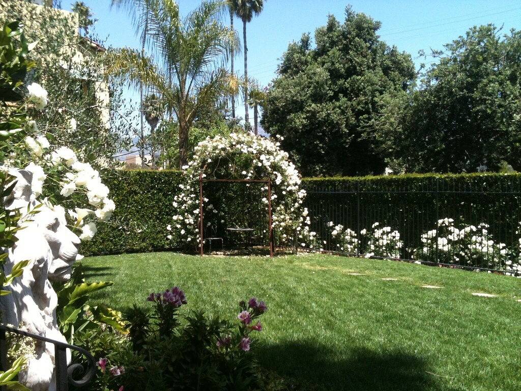 Ganze Wohnung, Außergewöhnlicher Kurzurlaub am Meer - 2 Blocks vom Strand, dem öffentlichen Schwimmbad und der Innenstadt entfernt in Santa Barbara, Santa Barbara County