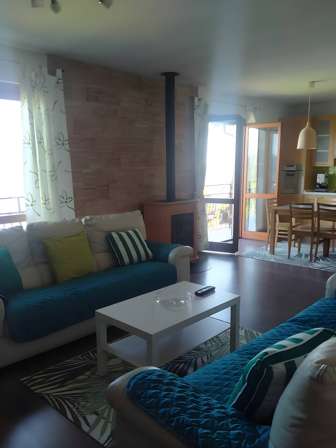 Maison de Vacances 'Giuly' avec Vue sur le Lac, Terrasse Privée et Wi-Fi in Région de Stazzona, Lac de Côme