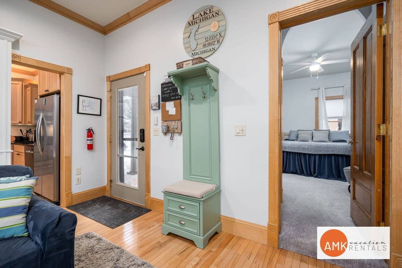 Ganze Wohnung, Lake Life Getaway - Condo near downtown  in Douglas, Allegan County