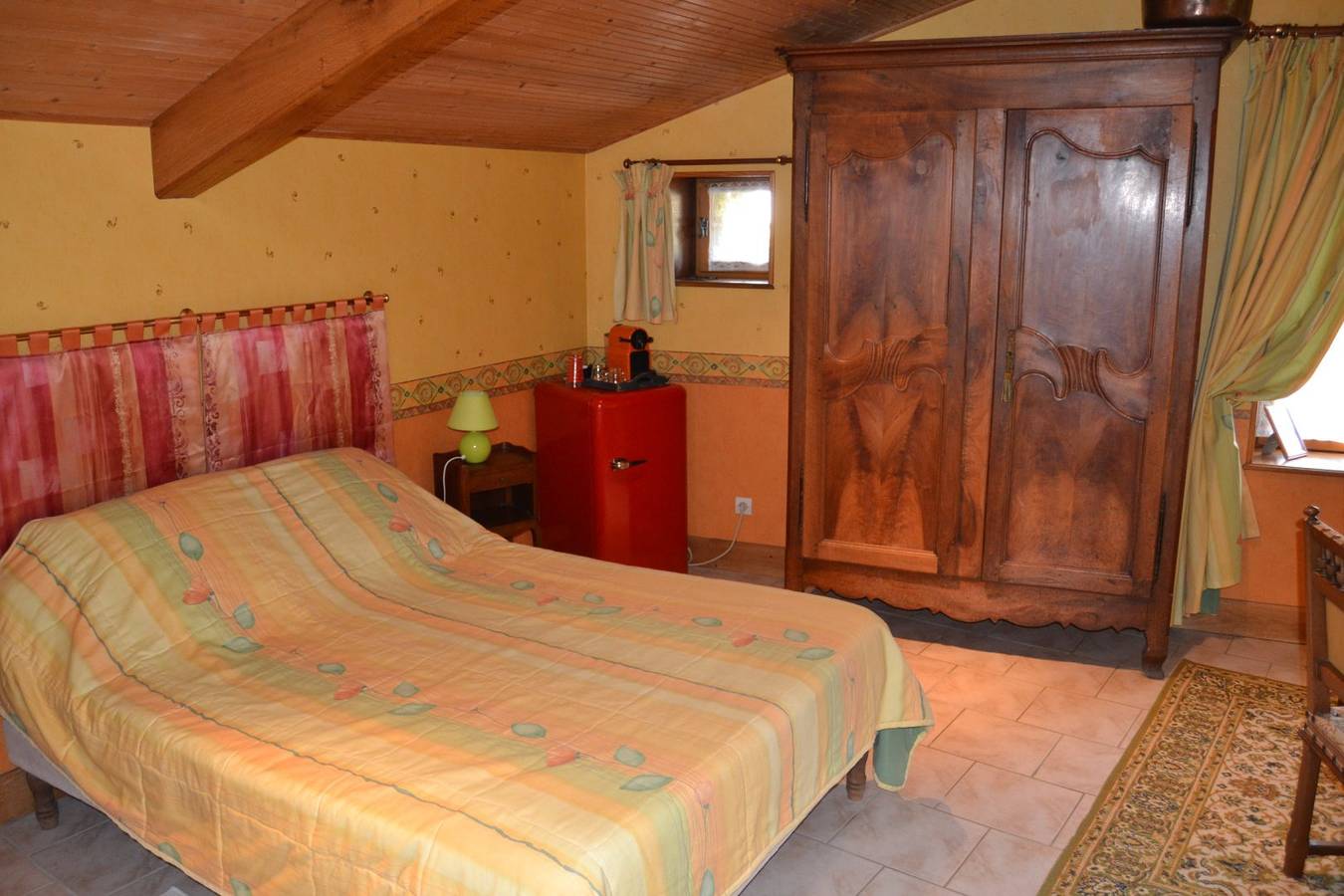 Passiflore, chambres d'hôtes à Commarin - Chambre Provençale in Commarin, Région de Beaune