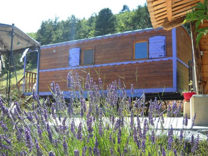 Location de vacances pour 3 personnes, avec vue et jardin à Aurel - 3