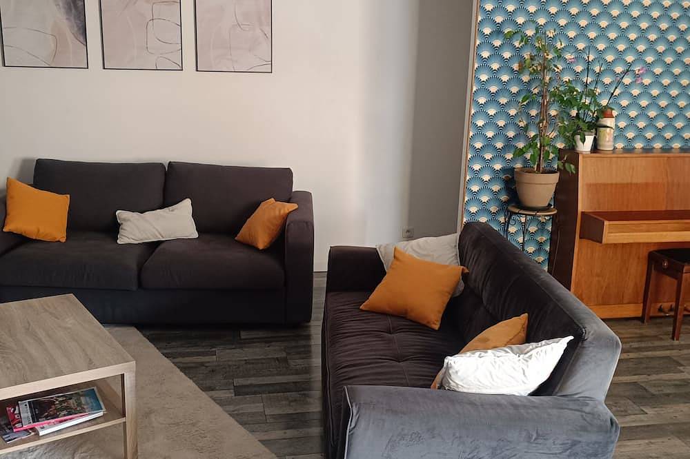 Nice house near Futuroscope in Neuville-de-Poitou, Vienne