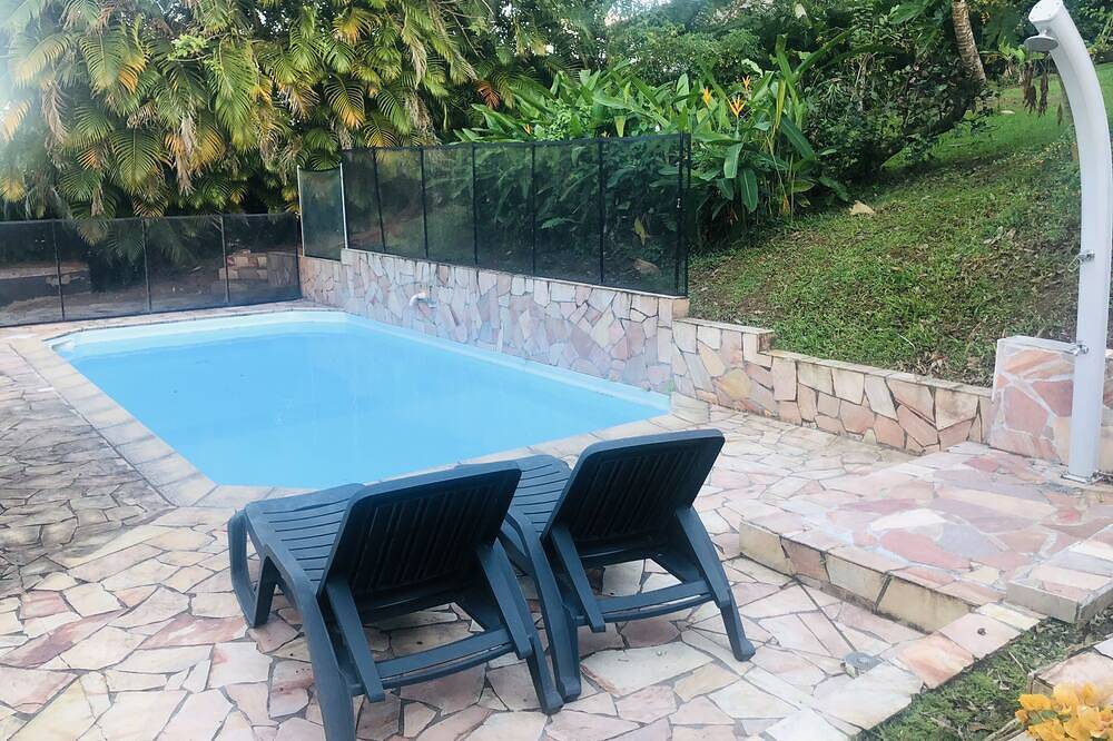 Entire apartment, Cosy studio with pool in Saint-Joseph (Caribbean), Martinique