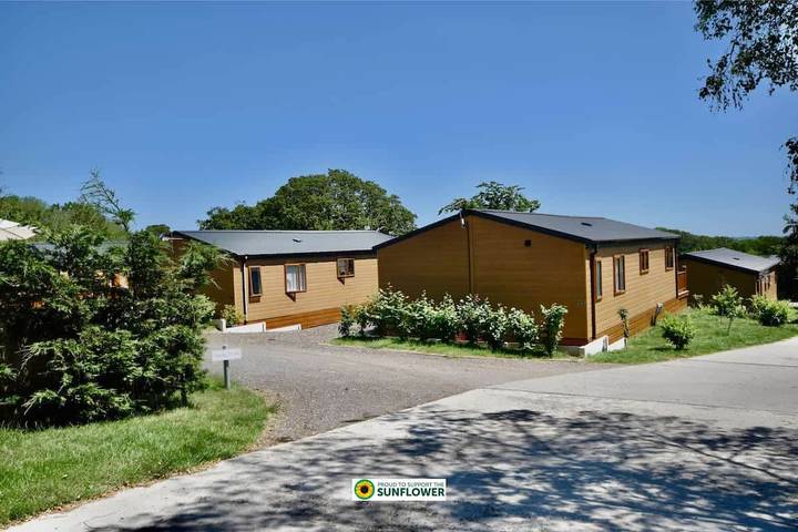 Chalet for 4 people, with balcony/terrace on the Isle of Wight