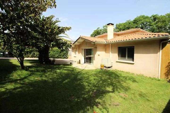Villa pour 6 personnes, avec jardin, animaux acceptés dans Côte Basque
