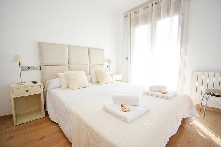 Ferienwohnung für 4 Personen, mit Balkon und Garten - 1