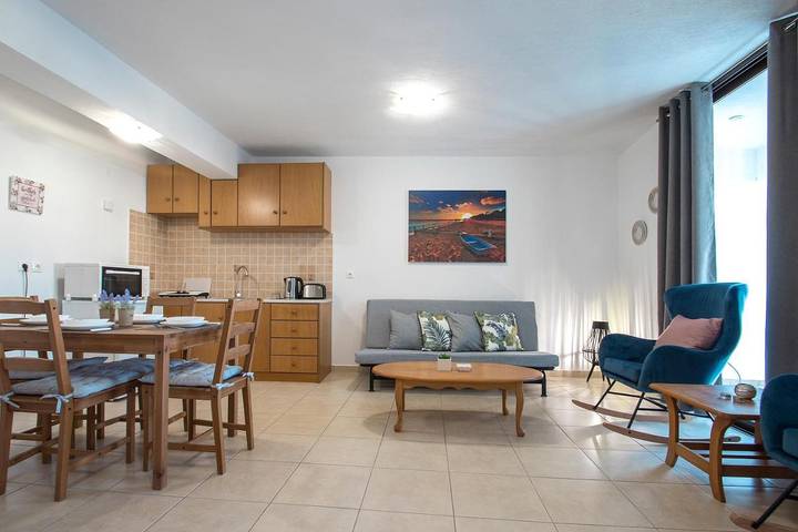 Ferienwohnung für 3 Personen, mit Balkon und Ausblick auf Skiathos - 2