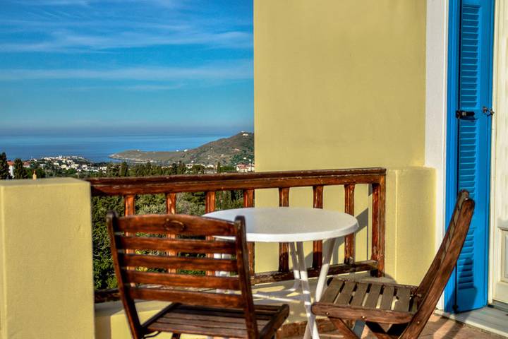 Ganze Wohnung, Mainades Maisonette - Kalibia Seaview Retreat in Andros