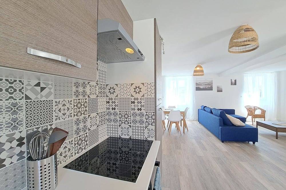 Moscou, Grande Maison proche Reims avec Extérieur in Berru, Marne