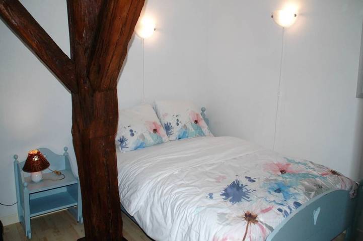 Gîte pour 5 personnes, avec piscine ainsi que terrasse et jardin à Roussines - 2