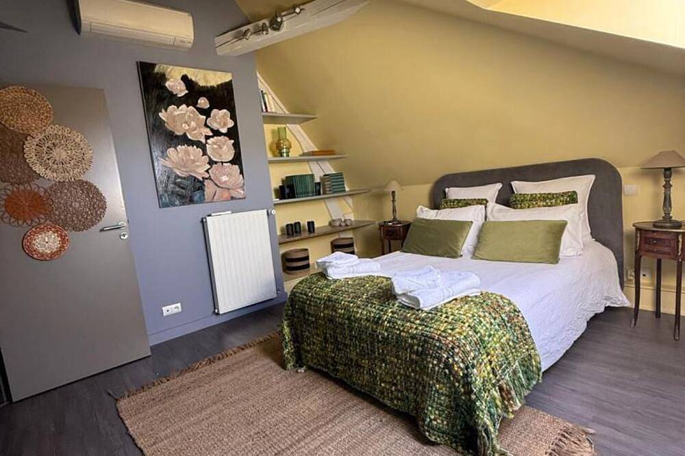 Haus mit Pool im Zentrum von Moulins - 8 Pers. in Moulins, Allier