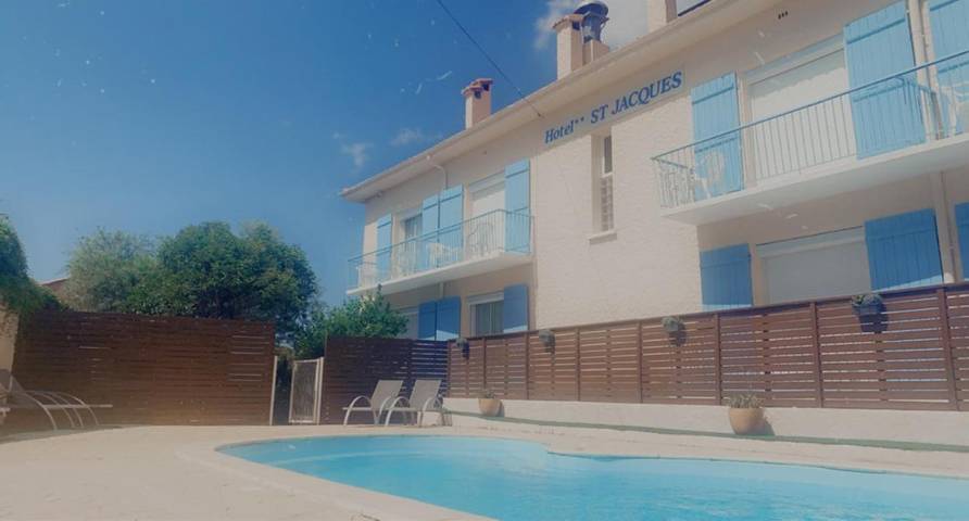 Hotel para 2 personas, con piscina y balcón - 1