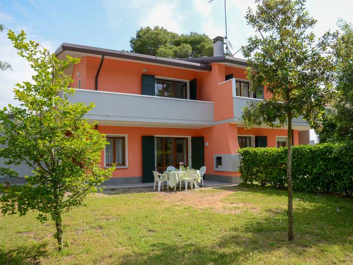 Ferielejlighed for 6 personer, med have og terrasse, husdyr tilladt i Bibione