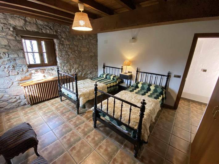 Casa rural para 12 personas, con jardín y piscina en Ripollès - 3