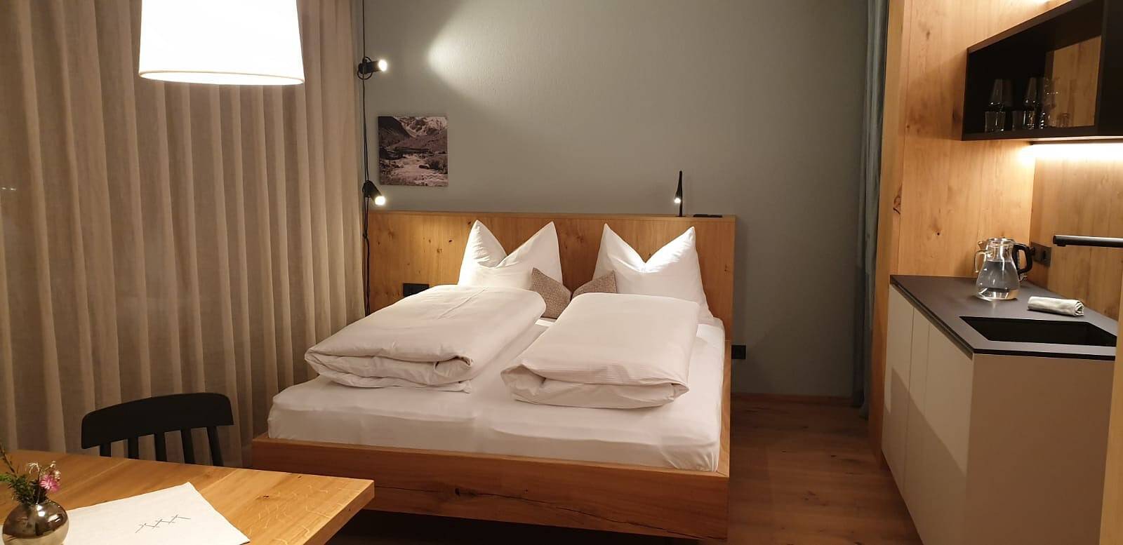 Ganze Wohnung, Ferienwohnung 'Nature Duplex Zaun - Fluss' mit Bergblick, Terrassen & Wlan in Luttach, Zillertaler Alpen